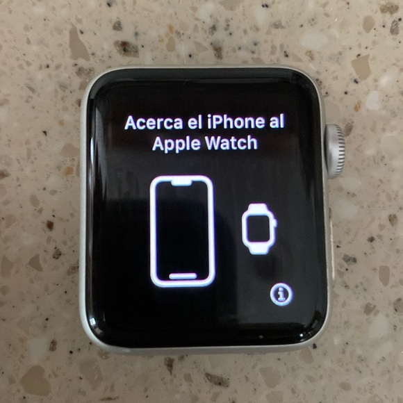 Apple Watch Series 3 38mm Silver Aluminum Fog Sport Band (GPS) Model A18… - Picture 3 of 16